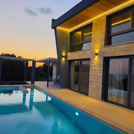 Villa Avithos Blue Svoronata