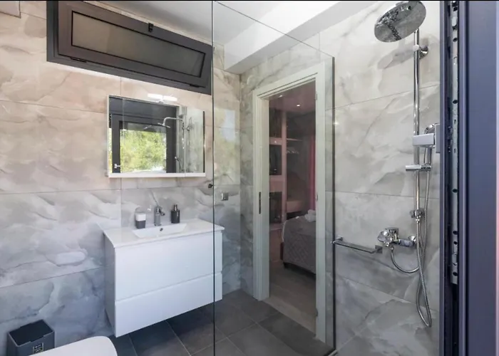 Villa Avithos Blue *